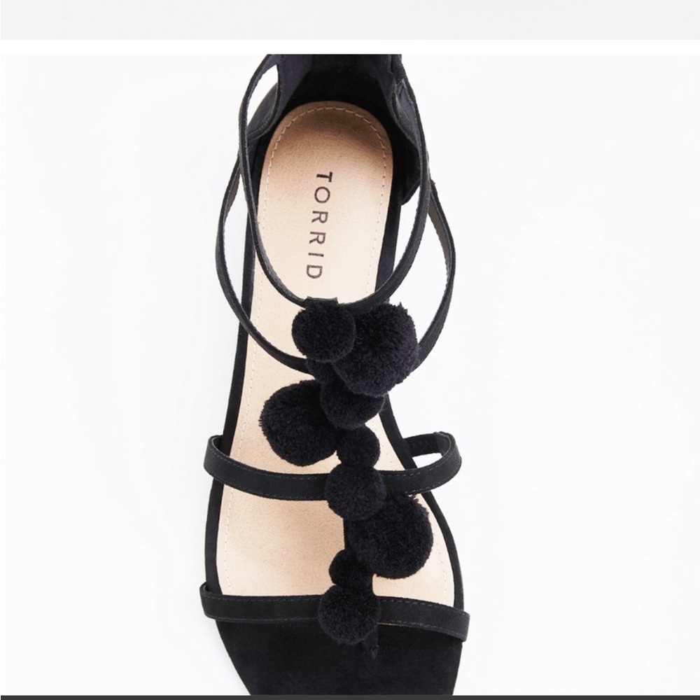 ISO**Torrid Pom Pom gladiator sandal.  10 10.5